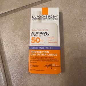 La Roche-Posay Anthelios UVmune 400 Dark Spot Fluid